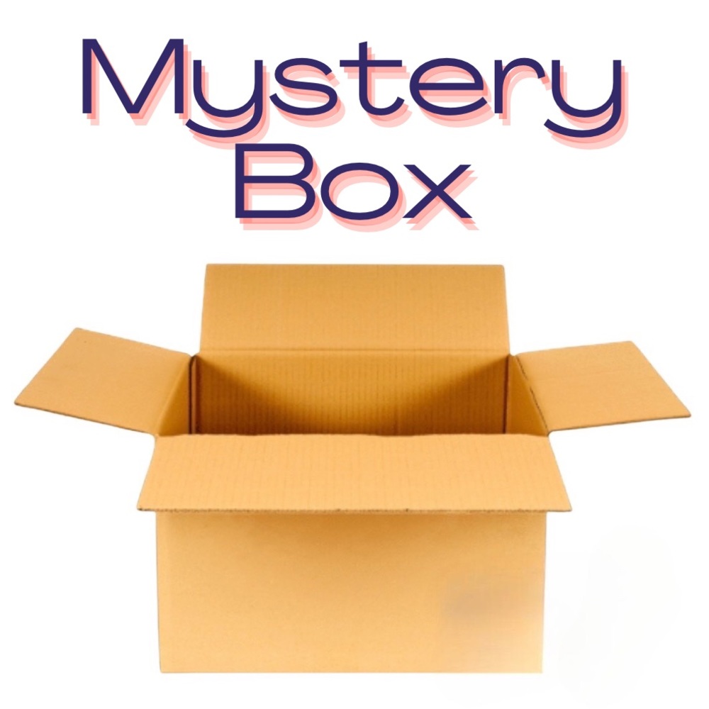 Mystery box womens clothing 8 items